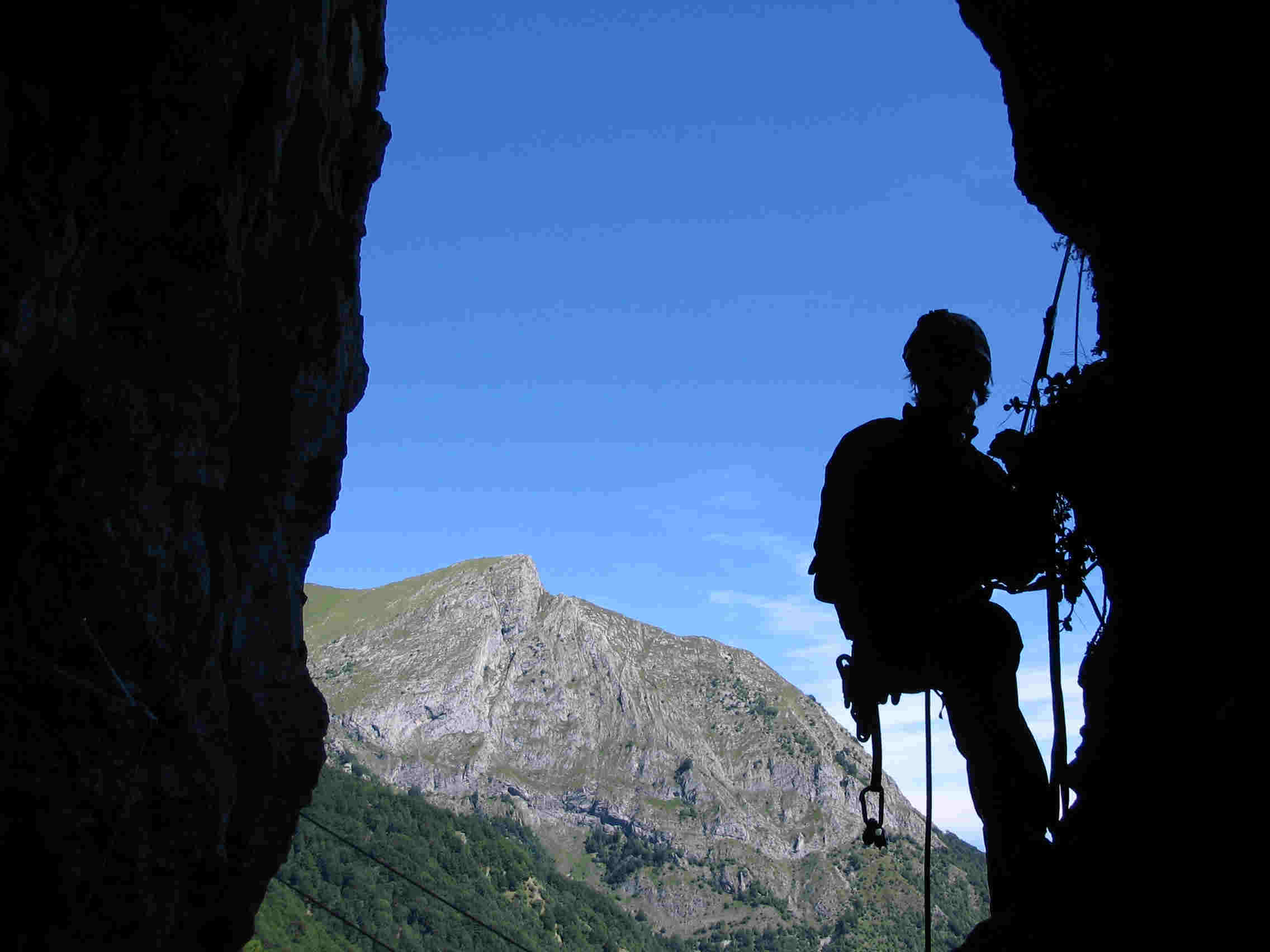 Vista dalla sorgente del Pis del Pesio